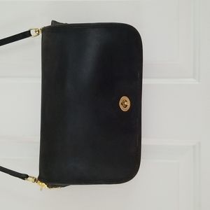 Very good vintage Coach purse.